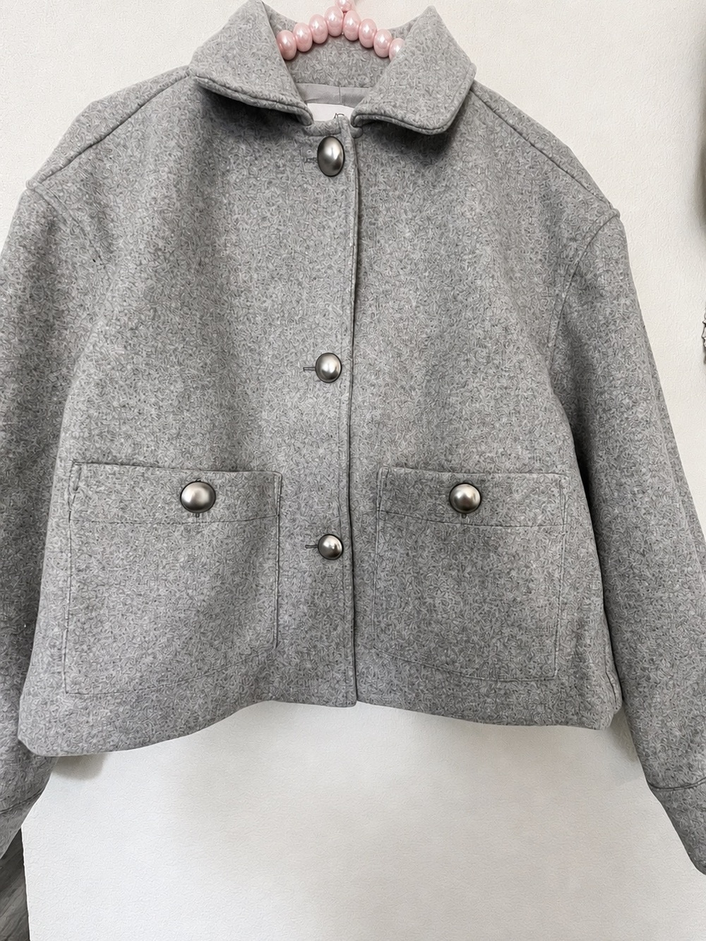NWT ✧🩶 House of Harlow 🩶✧ Cropped Jacket with Pockets Light Grey XS